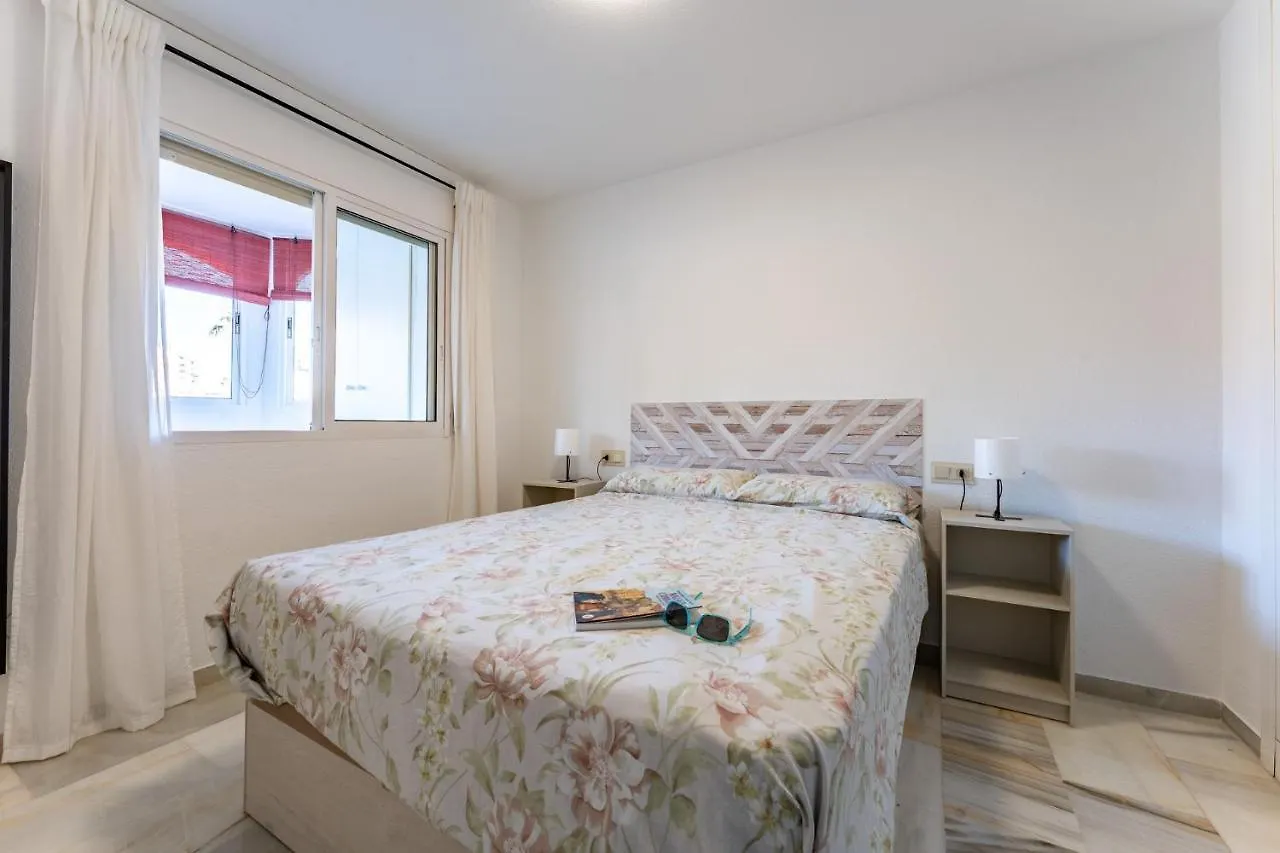 Ct 245 - Faro'S Arroyo De La Miel Apartment - Cuddly Nest For 2 0*,  Spain